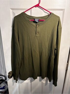 Highland Collection Olive Long-Sleeve Henley